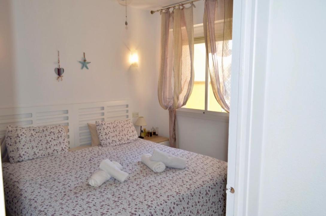 Carihuela Un Dormitorio Junto Al Mar Daire Torremolinos Dış mekan fotoğraf