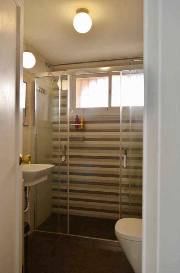 Carihuela Un Dormitorio Junto Al Mar Daire Torremolinos Dış mekan fotoğraf