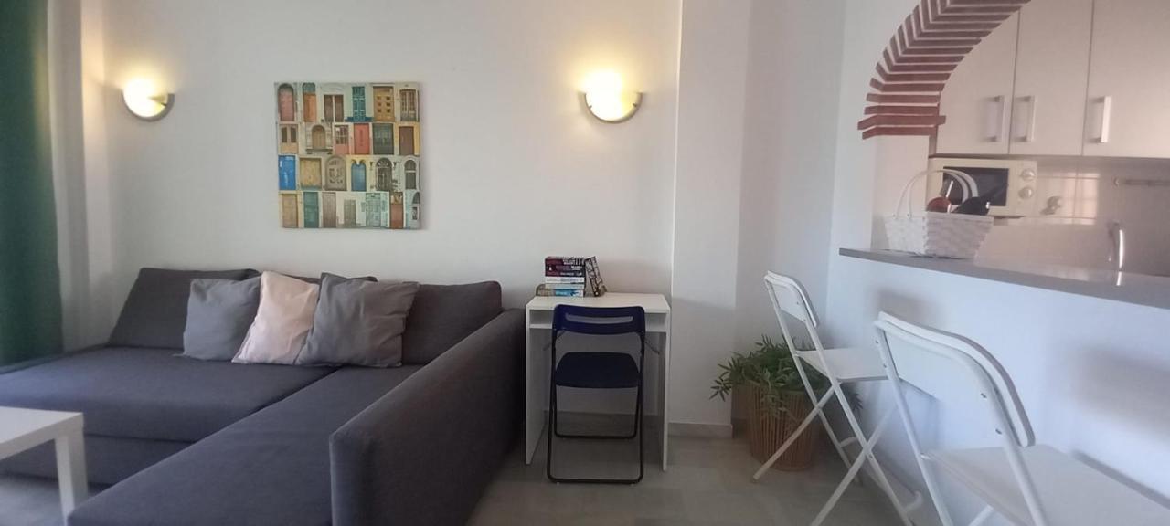 Carihuela Un Dormitorio Junto Al Mar Daire Torremolinos Dış mekan fotoğraf