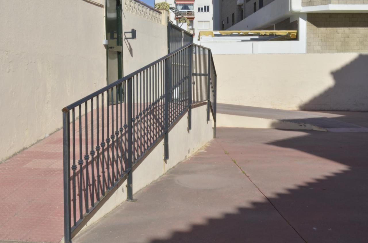 Carihuela Un Dormitorio Junto Al Mar Daire Torremolinos Dış mekan fotoğraf