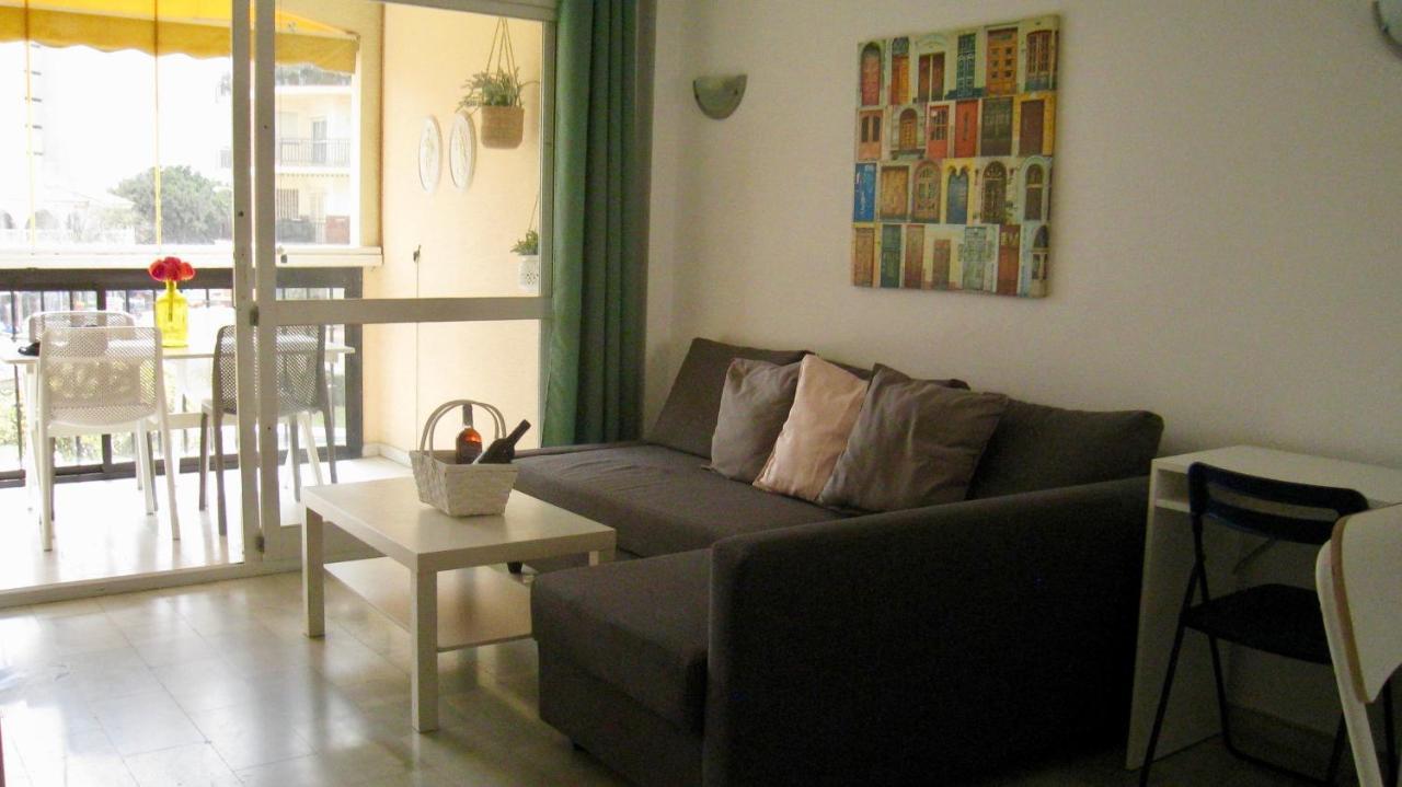 Carihuela Un Dormitorio Junto Al Mar Daire Torremolinos Dış mekan fotoğraf